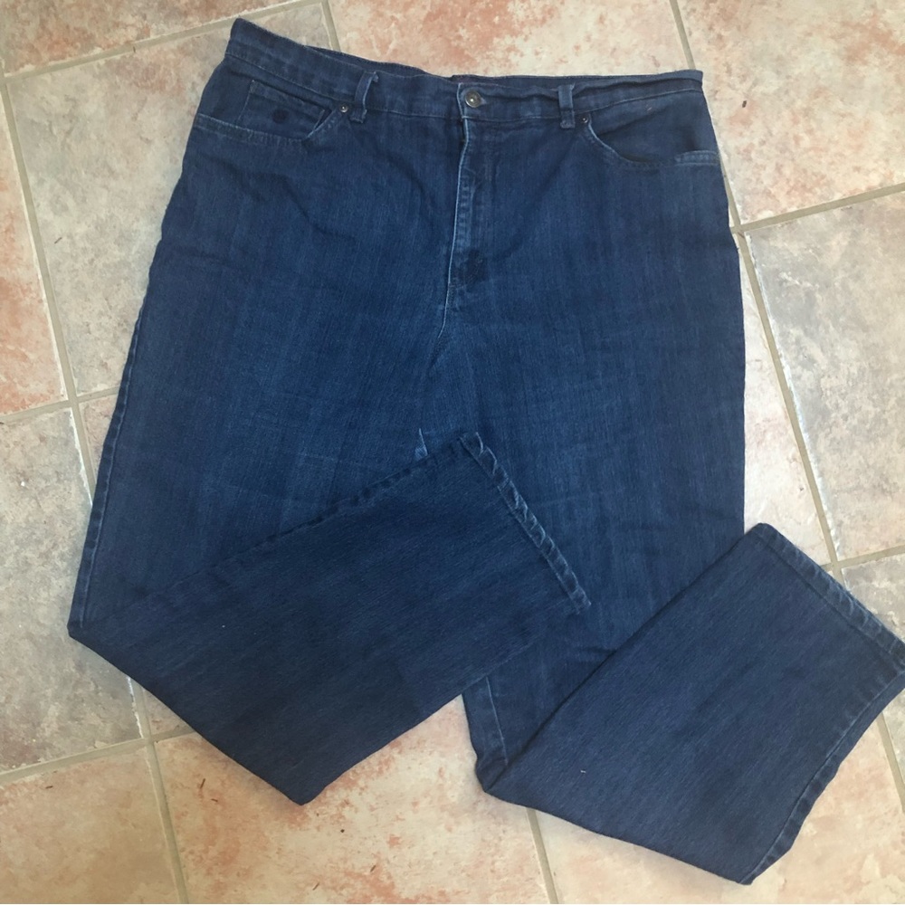 🦋🦋 Amanda Straight Leg Jeans by Gloria Vanderbilt 🦋🦋